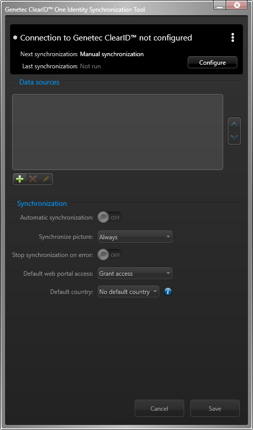 Cuadro de diálogo de Genetec ClearID™ One Identity Synchronization Tool que muestra información de conexión, información de fuentes de datos y configuraciones de sincronización.