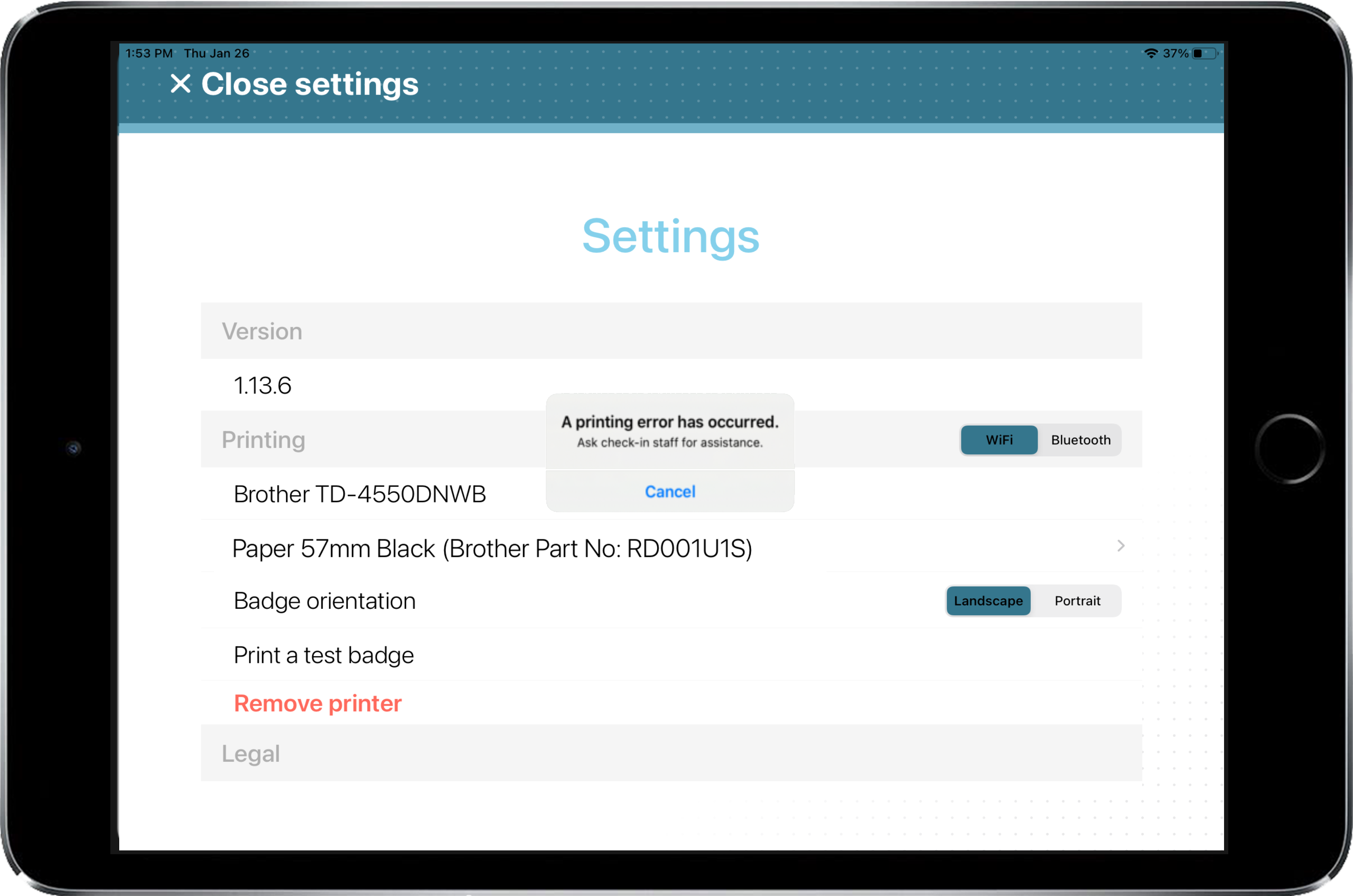 Apple iPad que muestra la página de configuración de la aplicación móvil ClearID Self-Service Kiosk con un mensaje de error de impresión.