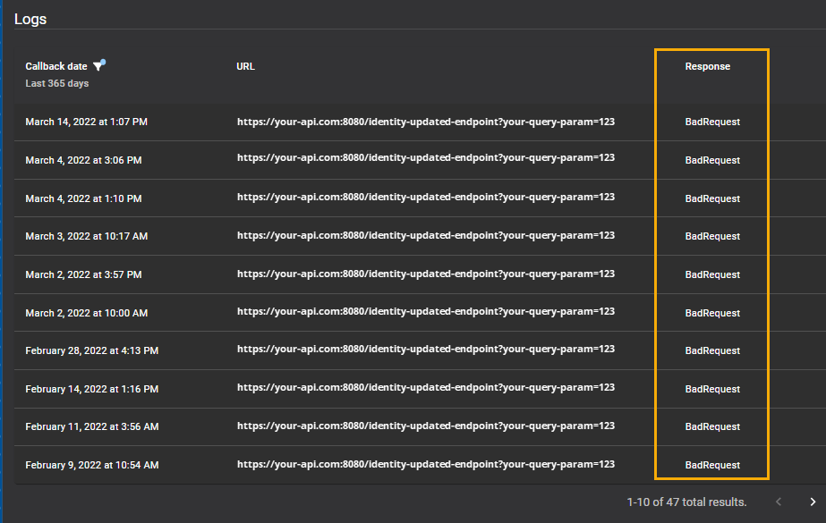 Sección de registros de la página de detalles de un webhook en ClearID en el que se muestra la fecha de devolución de llamada, la URL y el Estado de respuesta.