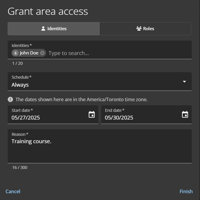 Diálogo de otorgar acceso al área en ClearID con la pestaña de Identidades seleccionada.